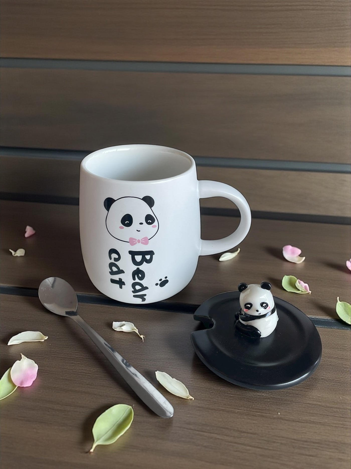 Taza Panda con Tapa y Cuchara | Cerámica Premium con Muñeco 3D