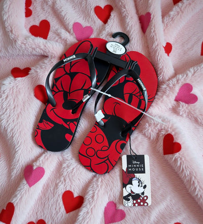 Sandalias Minnie Mouse – Diseño Rojo & Negro