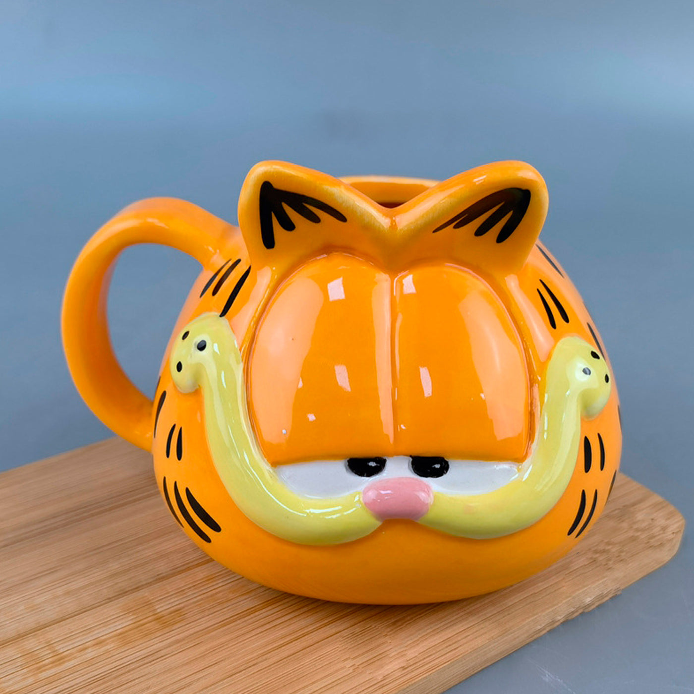 Taza Garfield “Mood de Lunes” – Cerámica Naranja Divertida